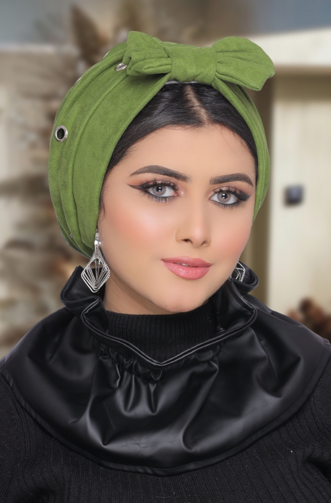 Turban  & Scarf One direction is a bow and the other is a cross suede - Smile Turbans - 1745