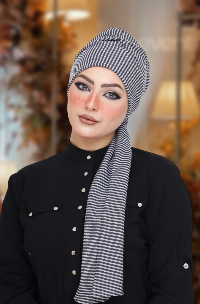 Turban tie brooch - Smile Turbans - 1893